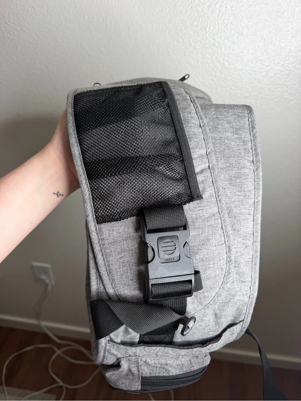 The Tushbaby™ Hip Carrier Grey